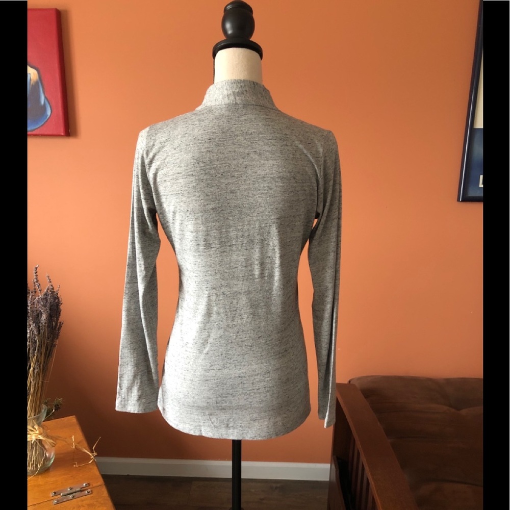 Cabi Heather Gray Lightweight Pullover - image 4